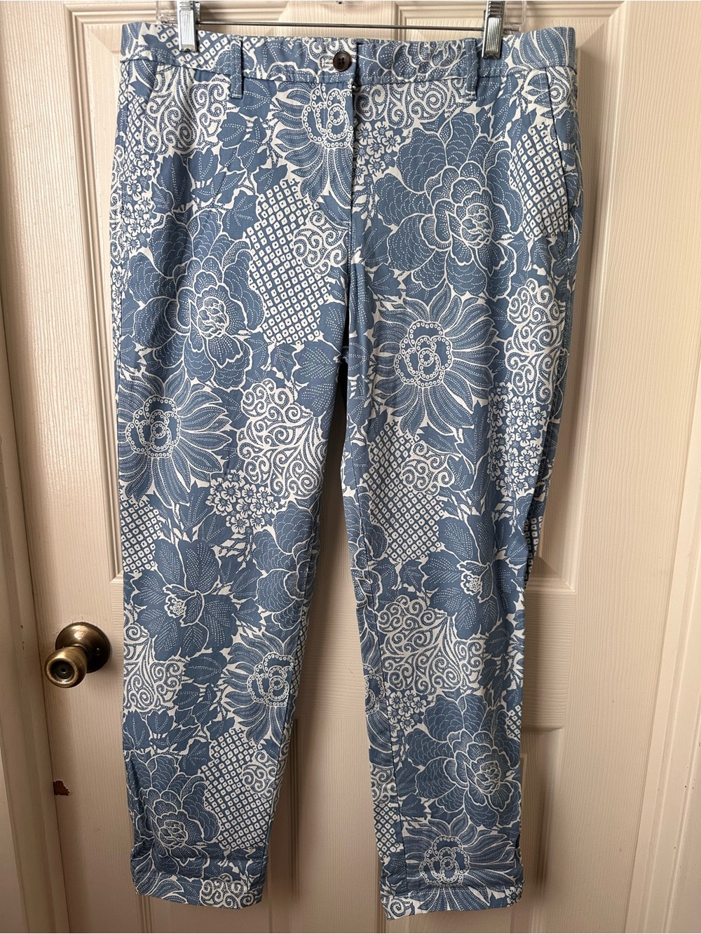 Talbots Blue and White Floral Chino Pants size 10